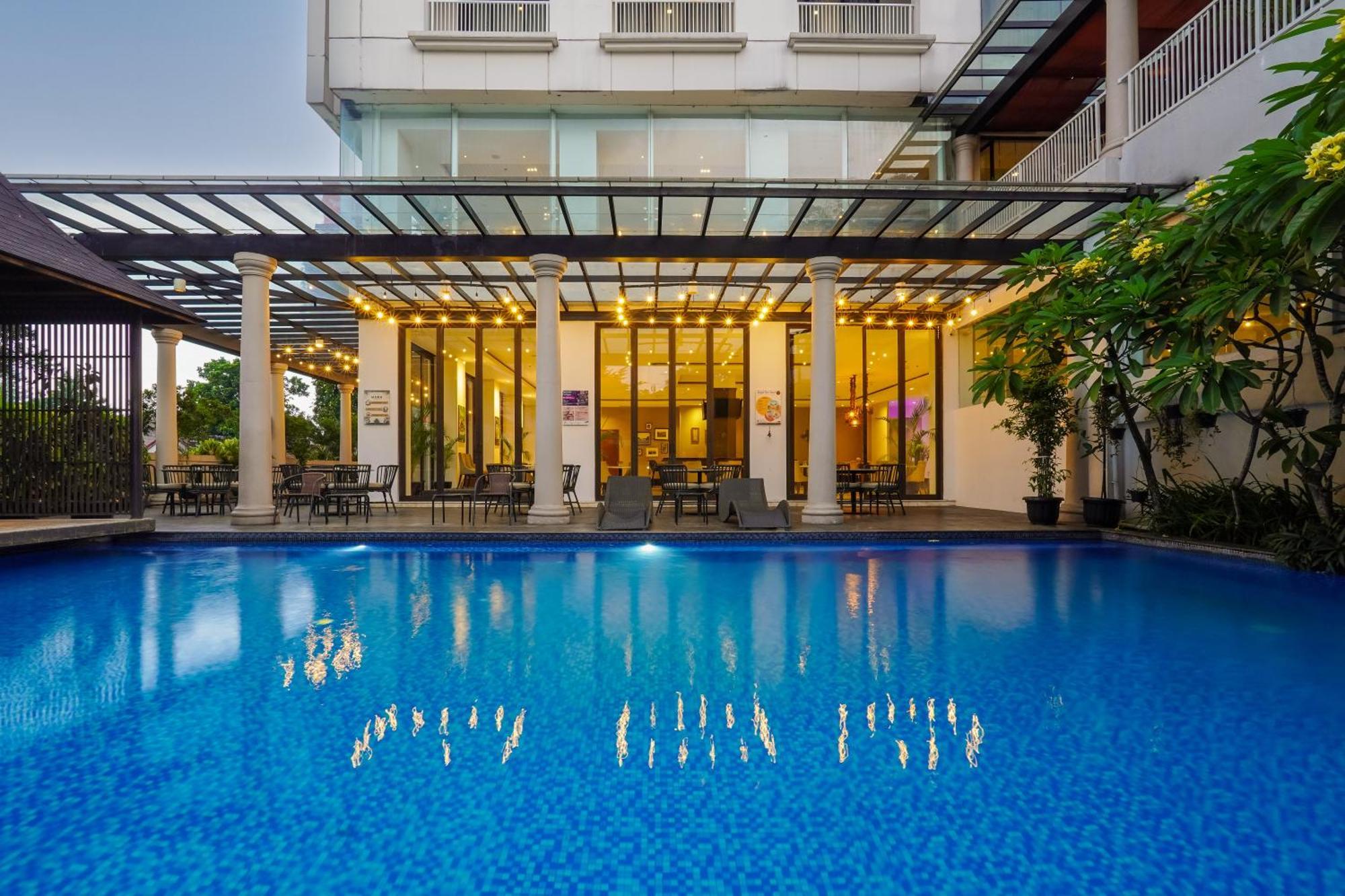 Royal Padjadjaran Hotel Богор Екстер'єр фото